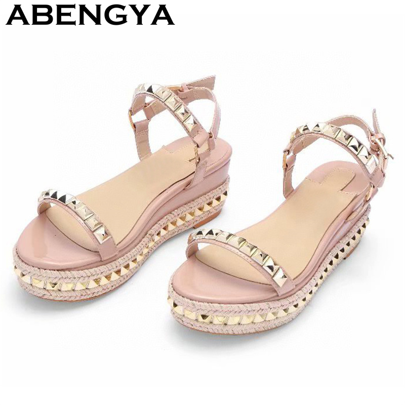 Classic Fashion Thick Sole Pla - Leather Classic Strap recensie en prijs